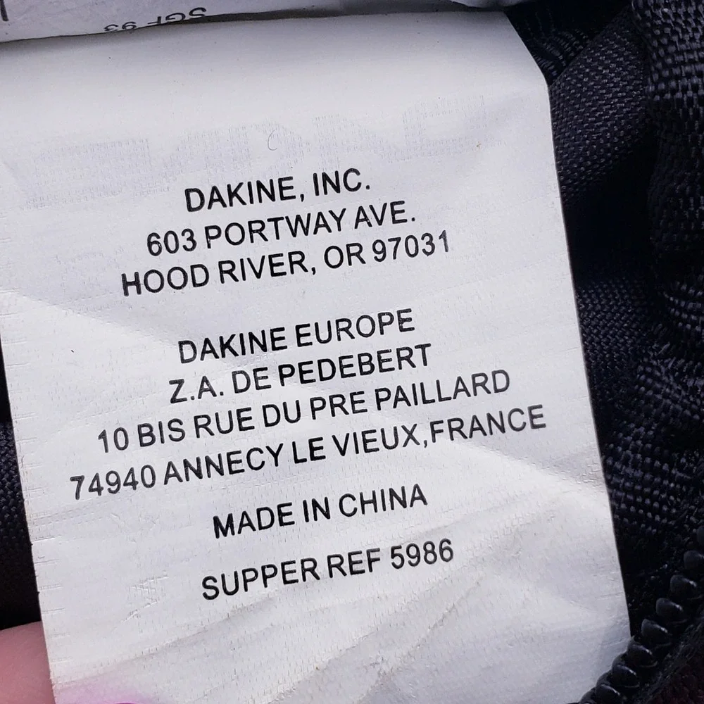 Dakine Concourse 28L Backpack Burgundy Canvas Outdoor Laptop Rucksack‎ OS